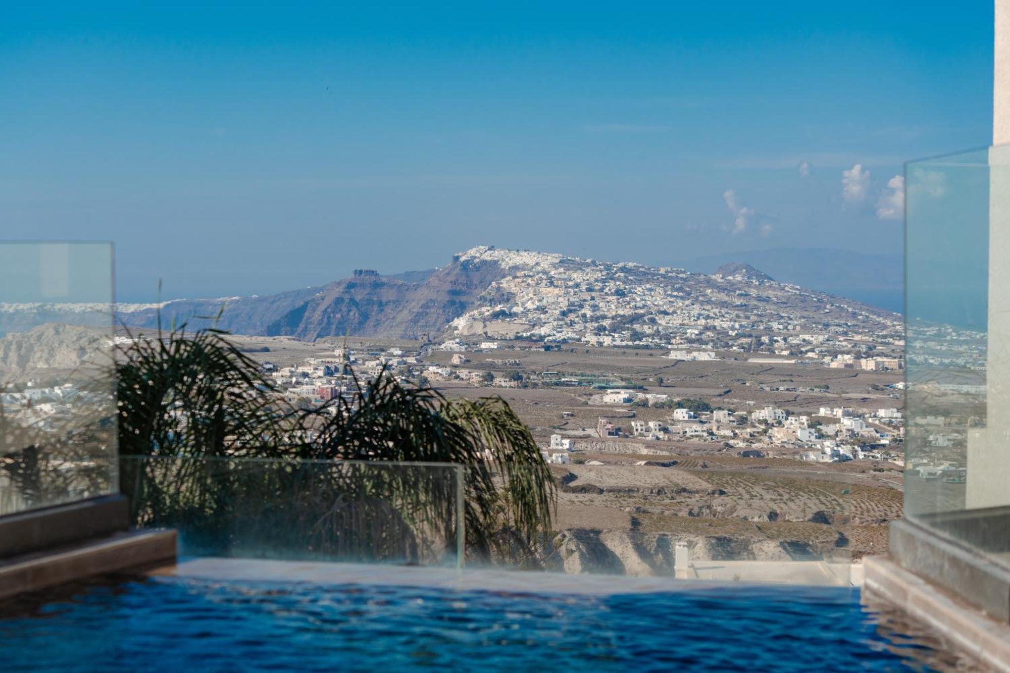 Apikia Santorini Hotel Pyrgos Kallistis Ngoại thất bức ảnh